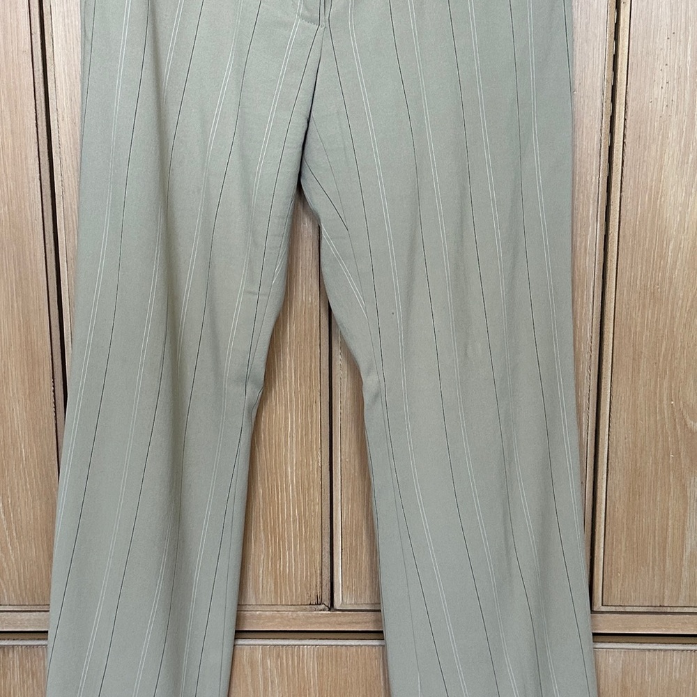 Express Publicist dress pants, size 0, color khaki w black and white pinstripe